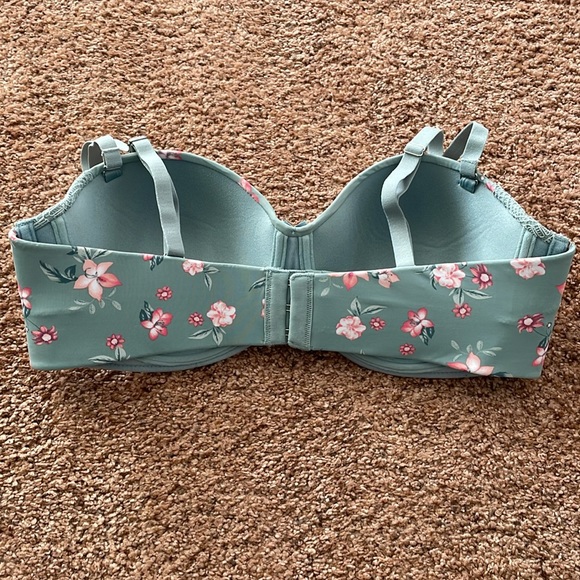 La Vie En Rose Bra - 36 D - Picture 2 of 4